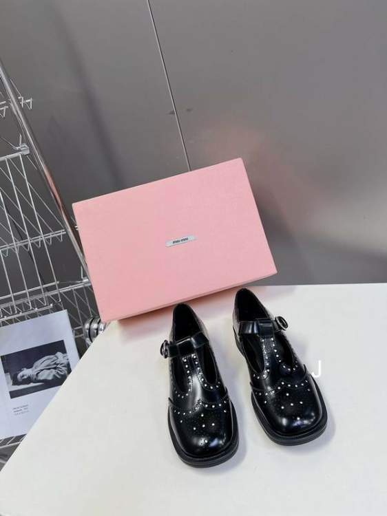 Picture of Miumiu Shoes _SKUMiuMiusz35-40XJ080118203